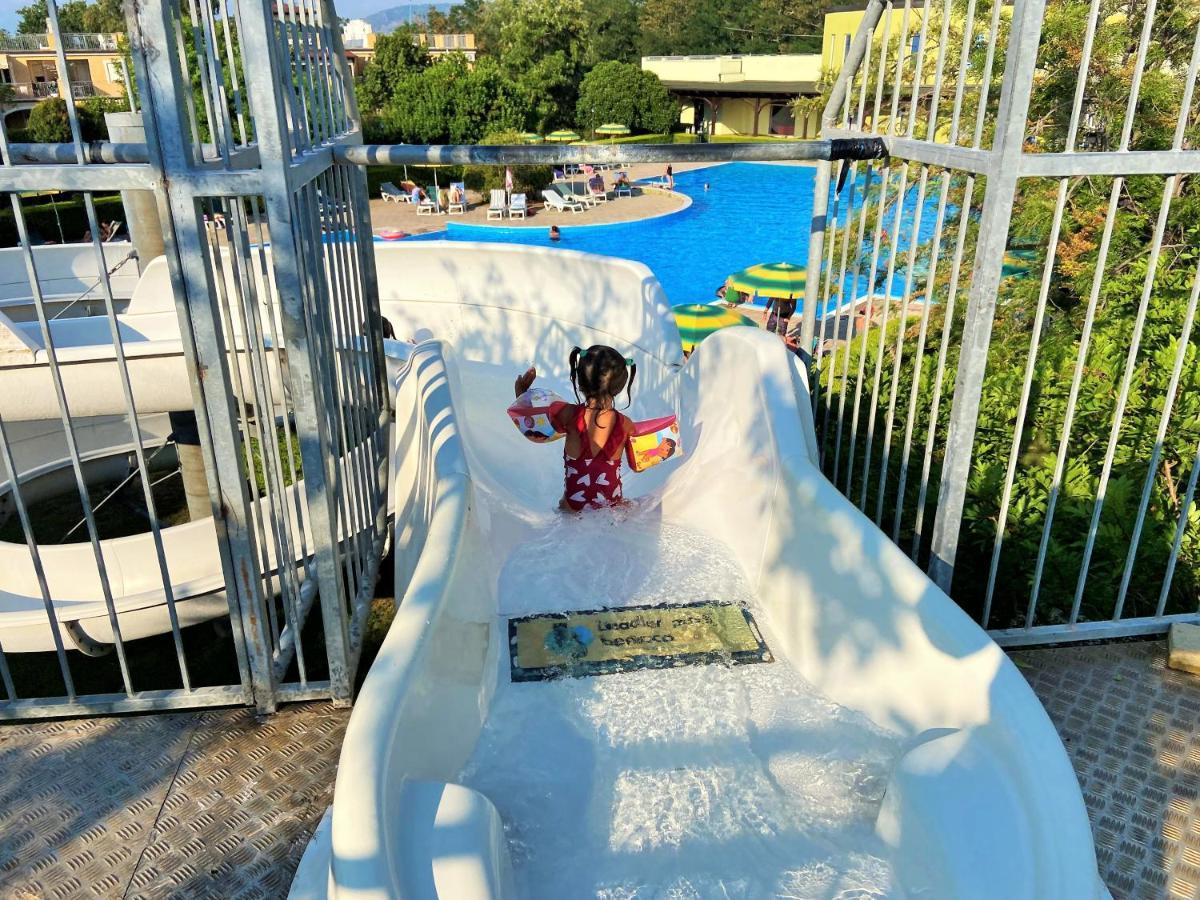 Pizzo Beach Club公寓 外观 照片