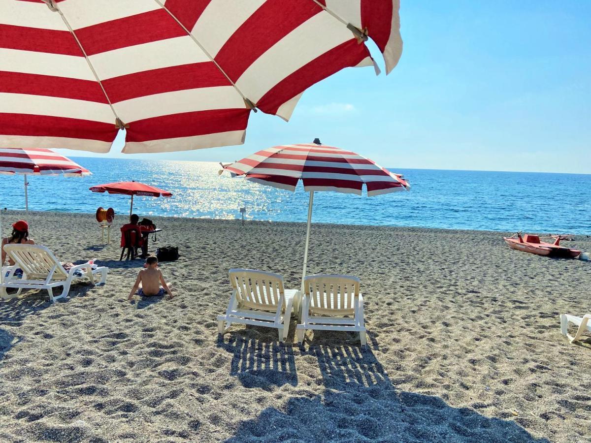 Pizzo Beach Club公寓 外观 照片