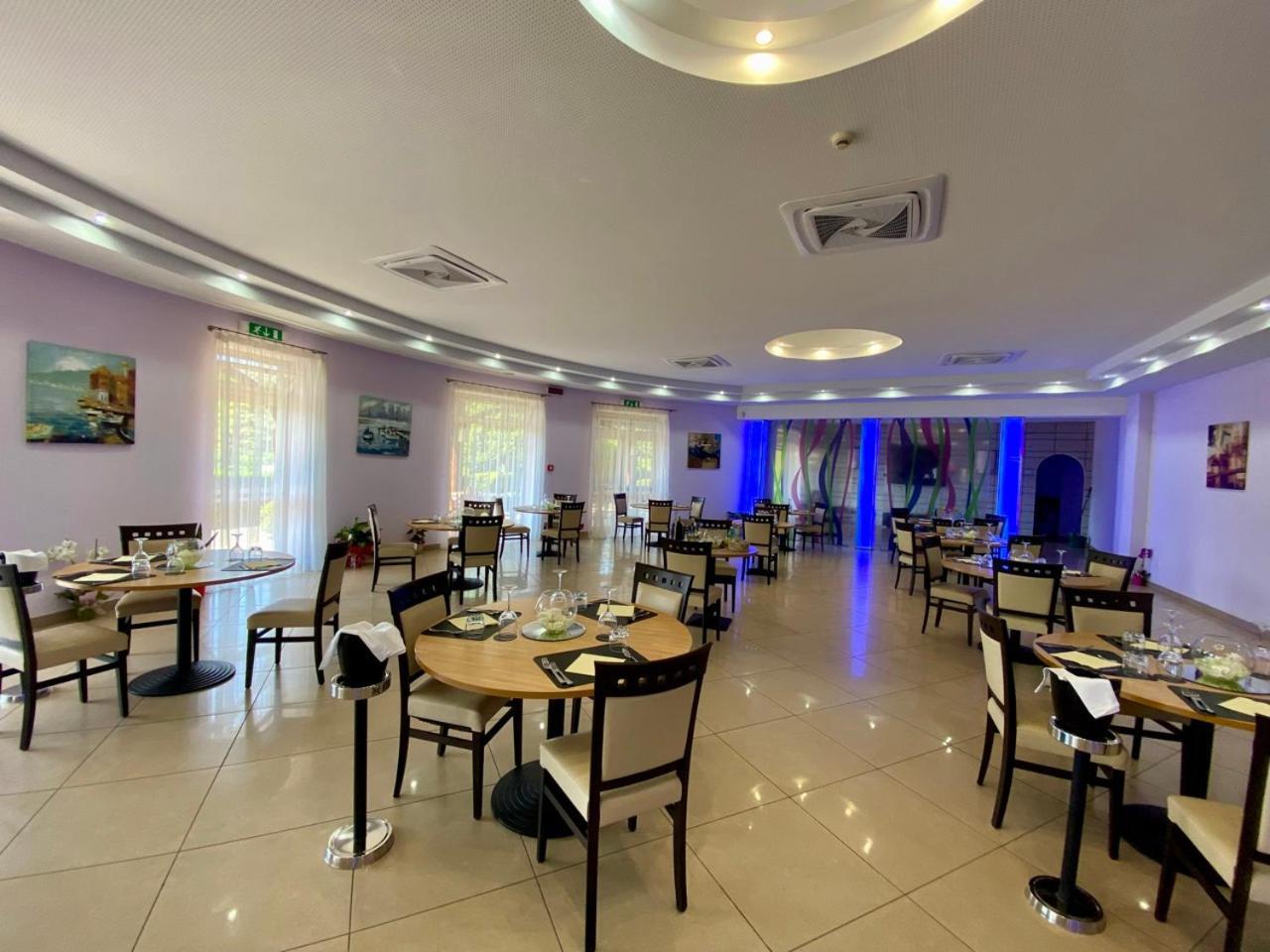 Pizzo Beach Club公寓 外观 照片